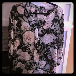 SoHo Jeans XL Flowered Blouse